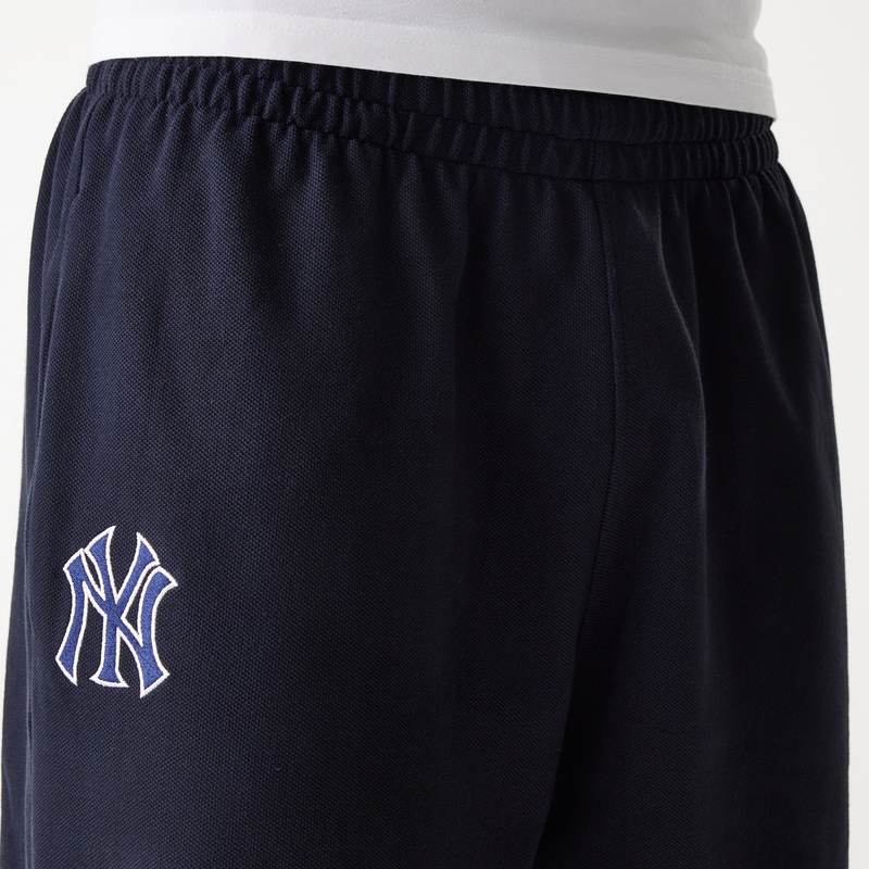 Sort New Era MLB PIQUE GRAPHIC SHORT - 4 | YEO