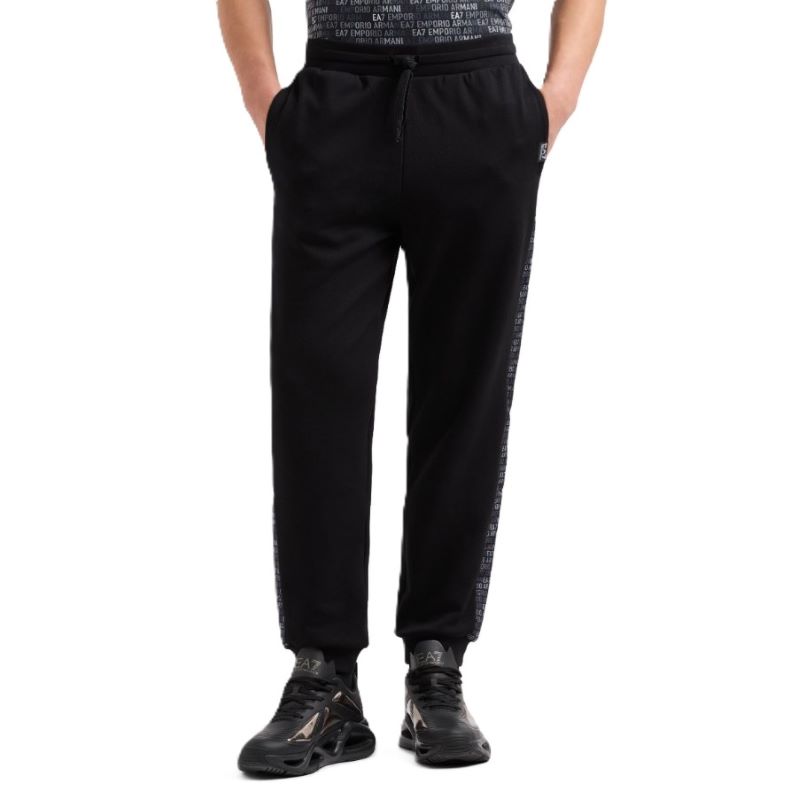 Pantaloni EA7 M PANTS CH MONOGRAM PRINTED