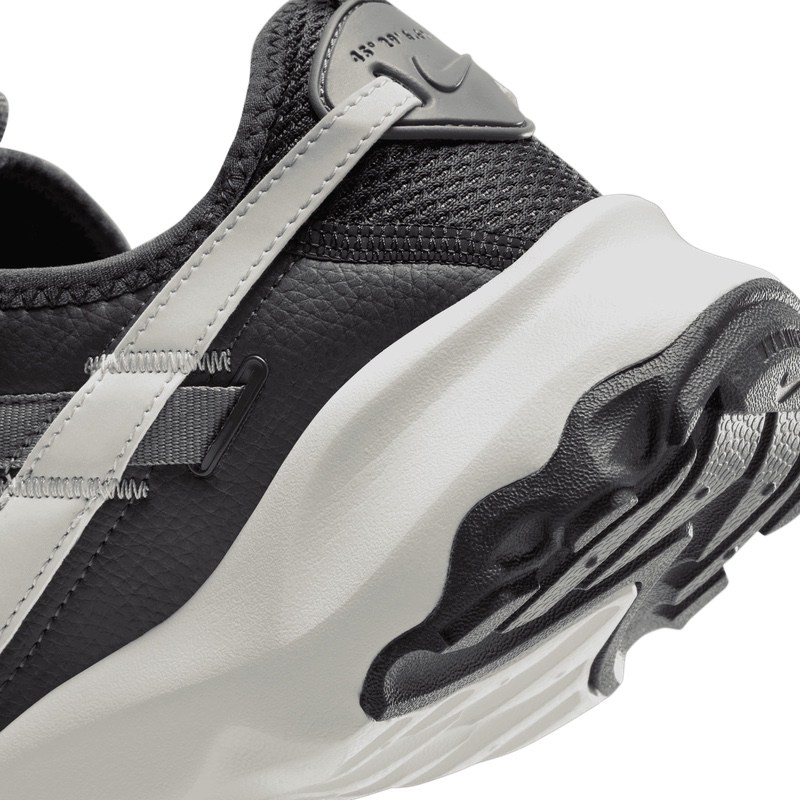Pantofi sport Nike W TC 7900