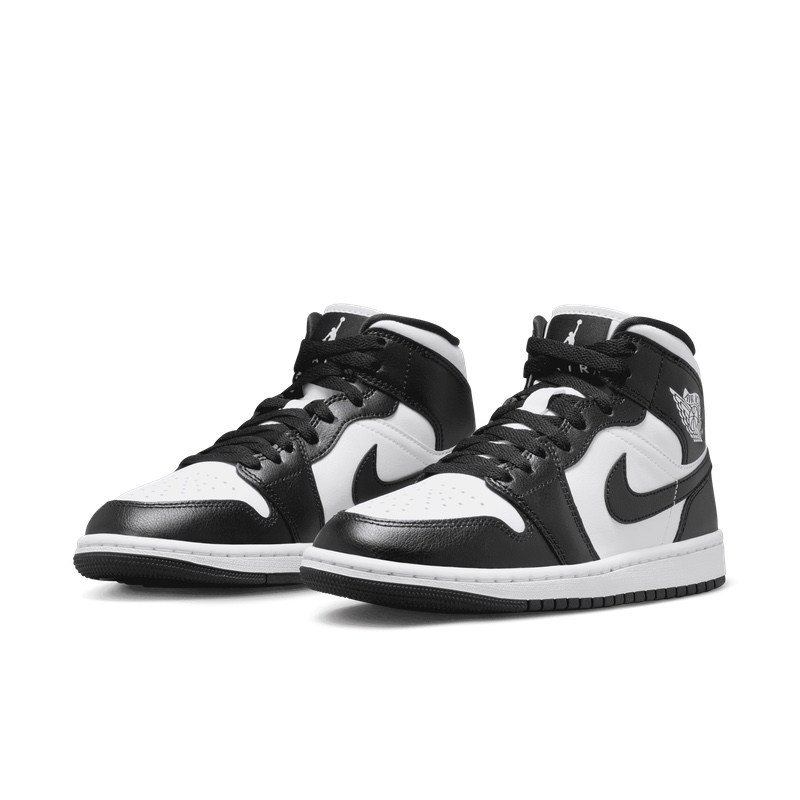 Pantofi sport Nike WMNS AIR JORDAN 1 MID 365