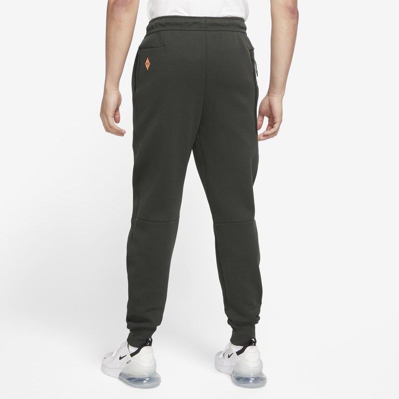 Pantaloni Nike FCB M NSW TCH FLC JGGR