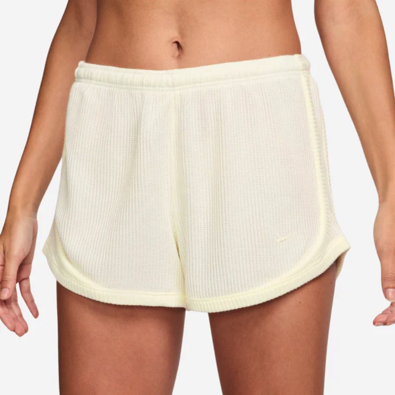 Sort Nike W NSW NK CHLL WFL MR 3" SHORT