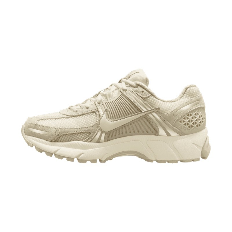 Pantofi sport Nike W ZOOM VOMERO 5 SDE - 1 | YEO