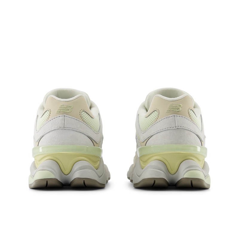 Pantofi sport New Balance 9060 - 3 | YEO