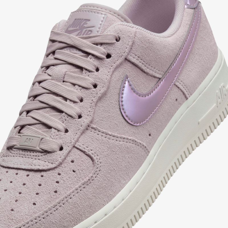 Pantofi sport Nike WMNS AIR FORCE 1 '07 SE SUEDE - imagine 5