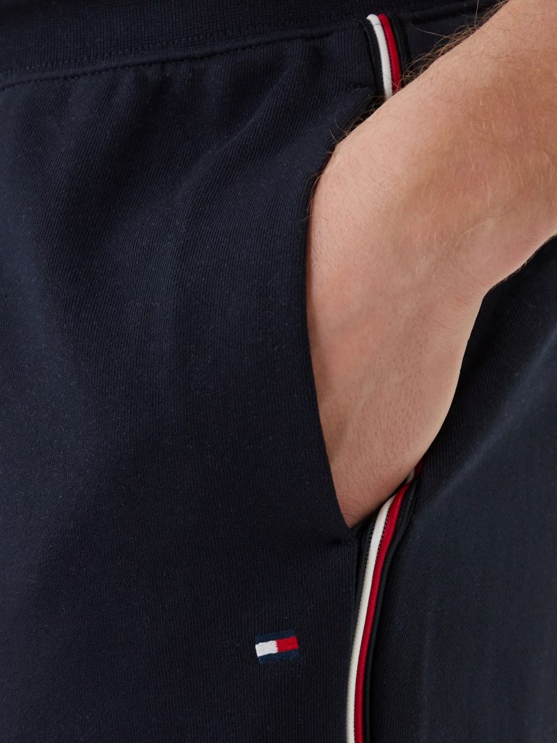 Aceasta este imaginea corespunzatoare acestui obiect